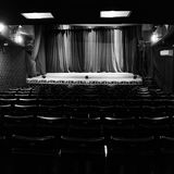 Η θεατρική παράσταση «Ευτυχία» από τη Θεατρική Ομάδα του Τμήματος Θεατρικών Σπουδών της Φιλοσοφικής Σχολής [7,8 & 10/4/2025]